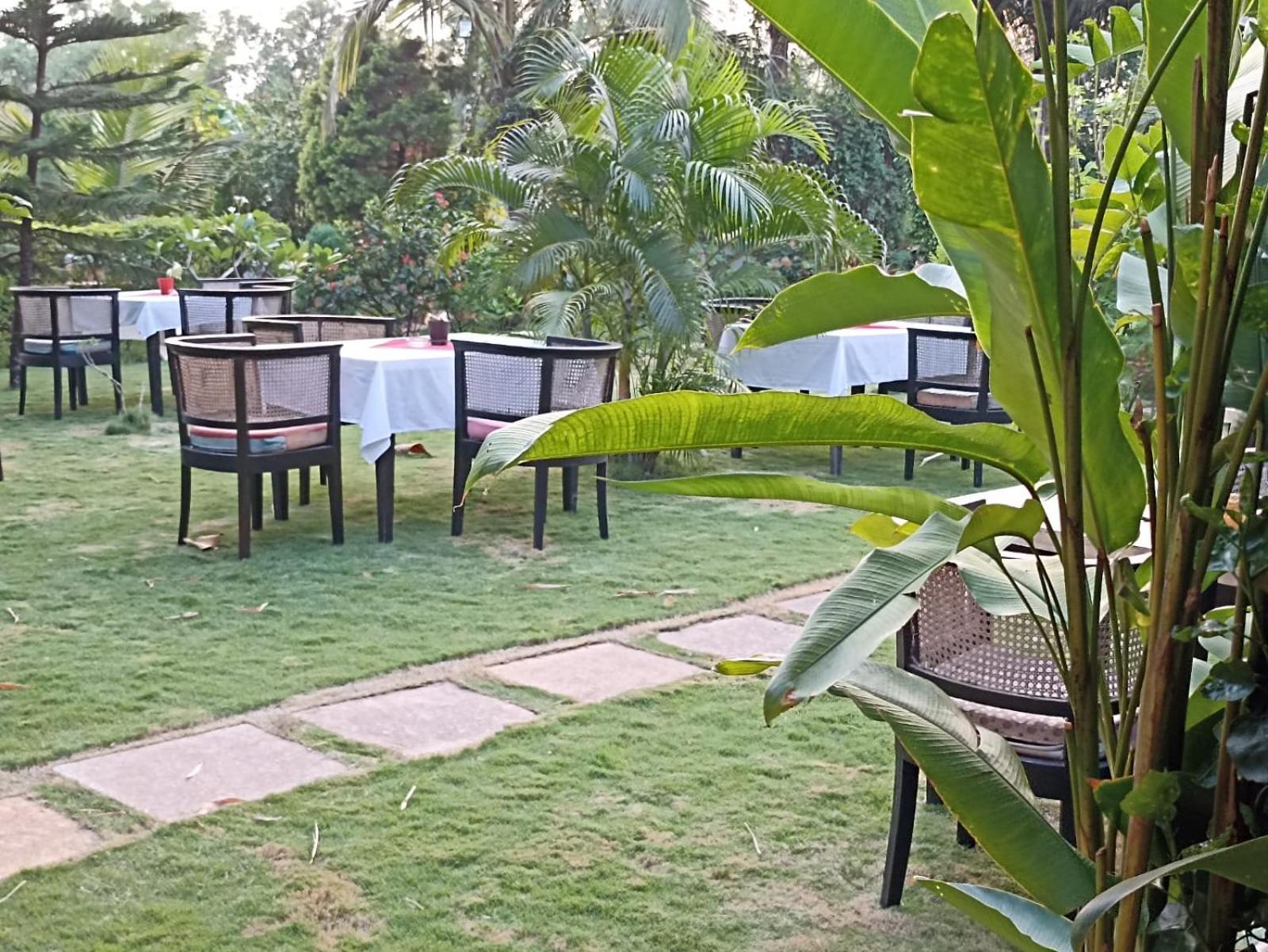 La Papa Resort Morjim Ngoại thất bức ảnh