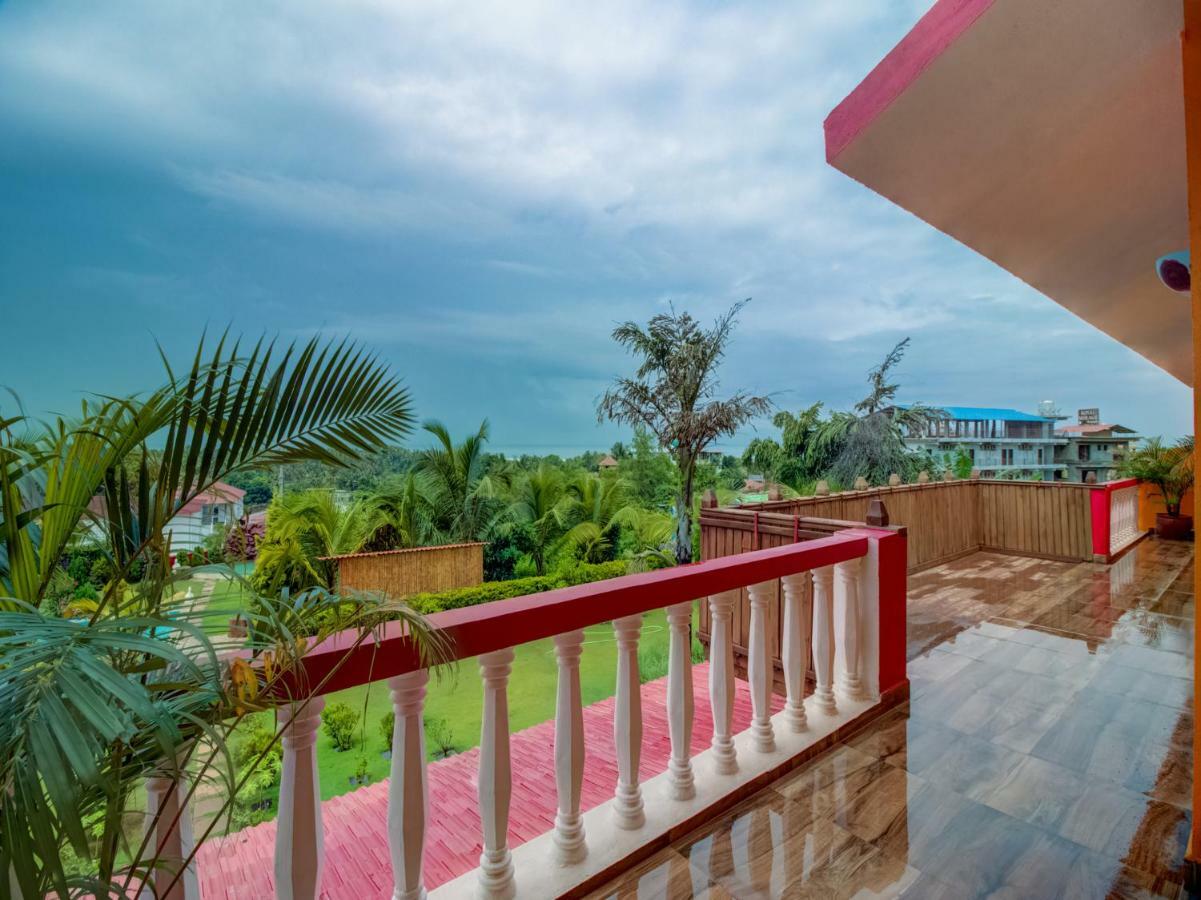 La Papa Resort Morjim Ngoại thất bức ảnh