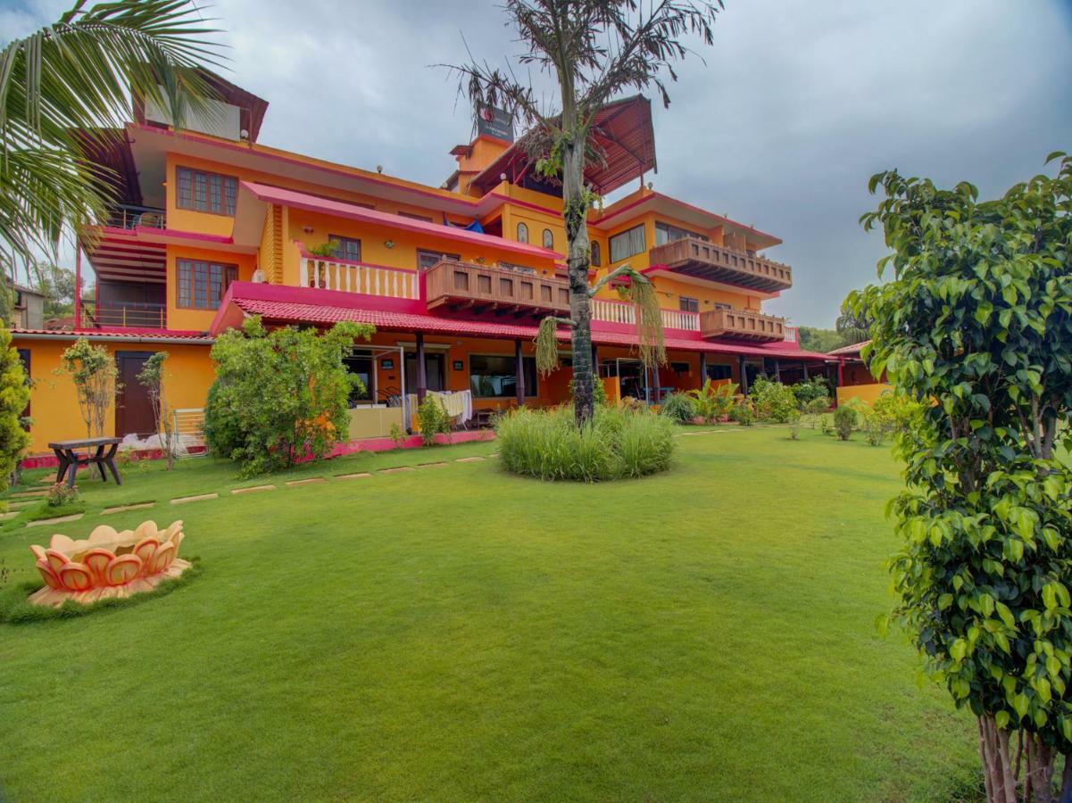 La Papa Resort Morjim Ngoại thất bức ảnh
