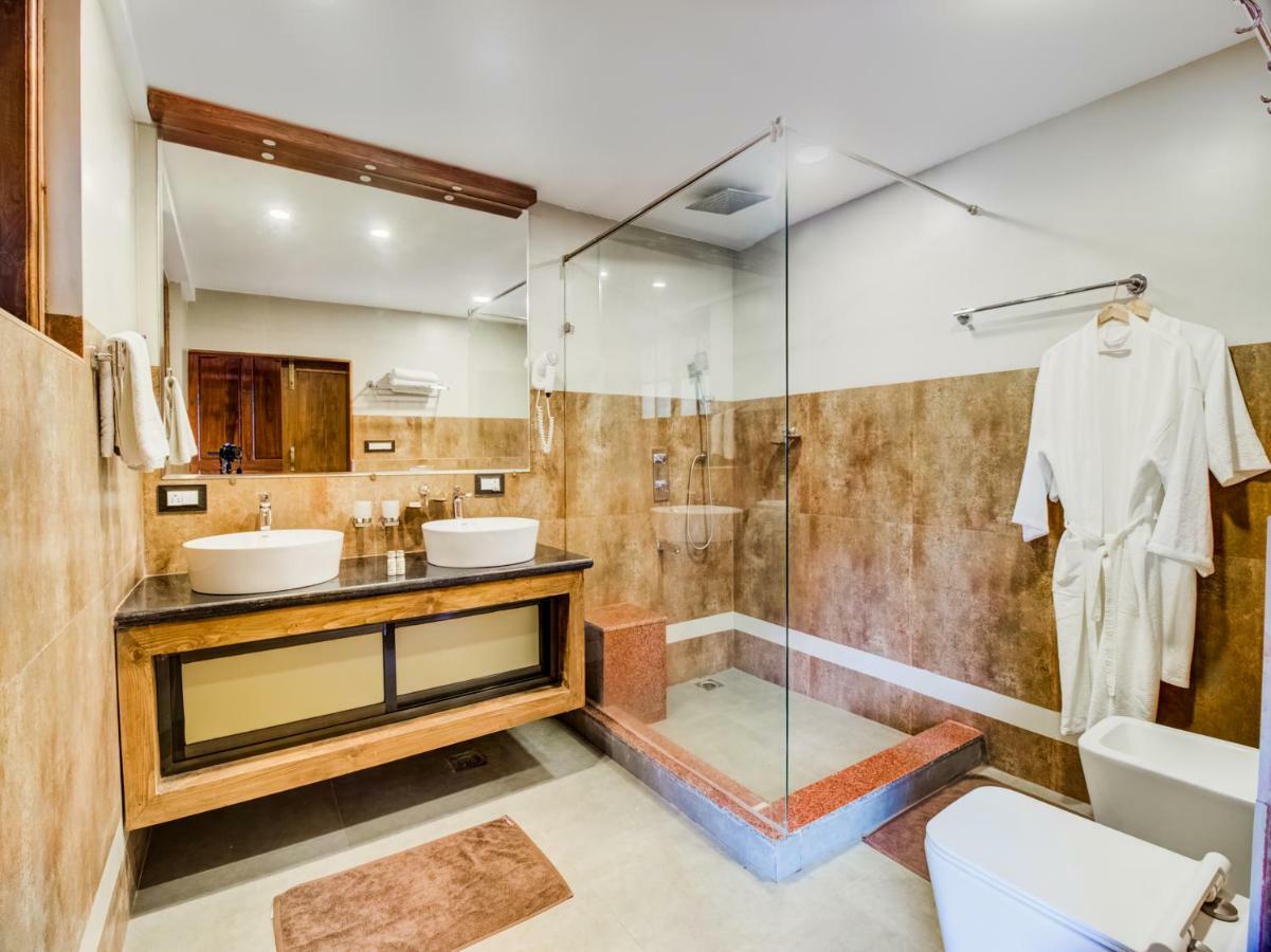 La Papa Resort Morjim Ngoại thất bức ảnh