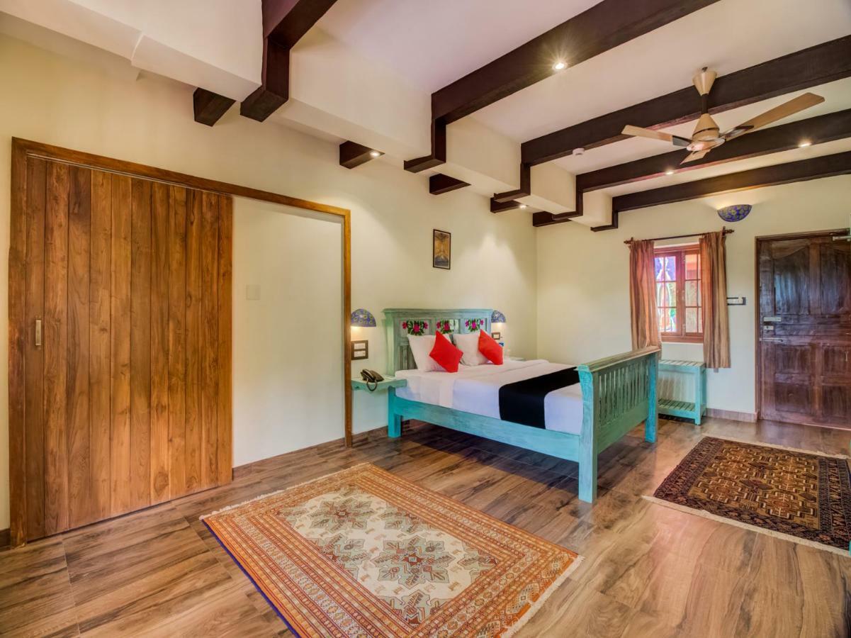 La Papa Resort Morjim Ngoại thất bức ảnh
